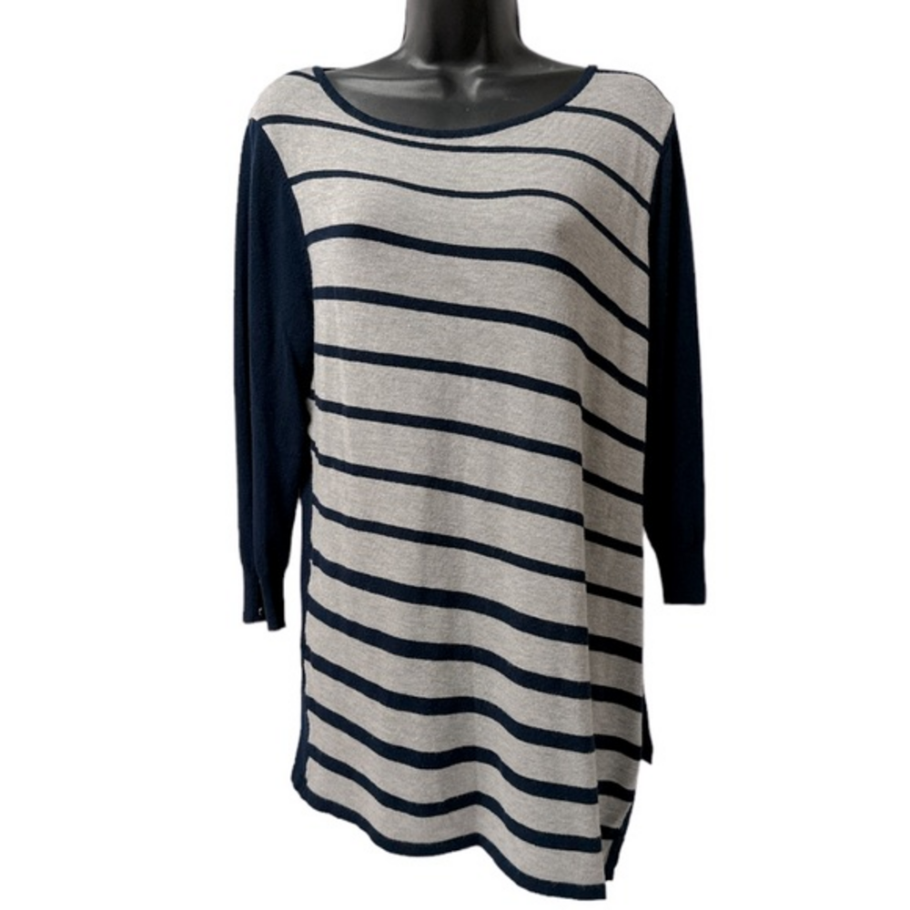 Roz & Ali women’s navy blue/ gray stripped sweater right side is longer sz‎ L